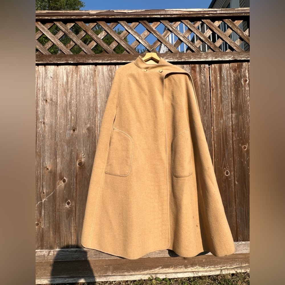 Reversible wool cape camel/ beige / made in England With Attached Scarf / size S